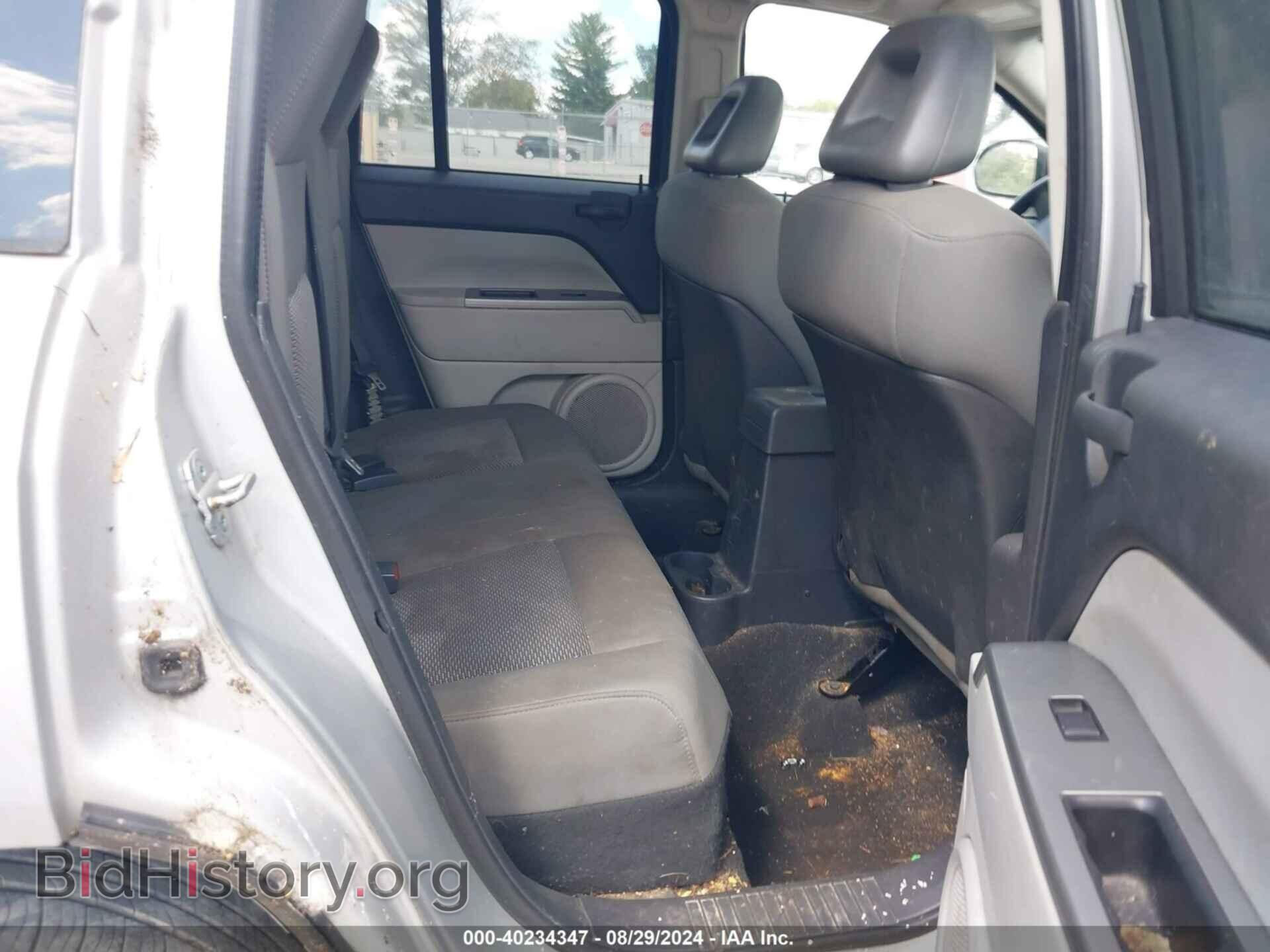 2007 JEEP COMPASS - VIN: 1J8FF47W07D204271 - Фото 8