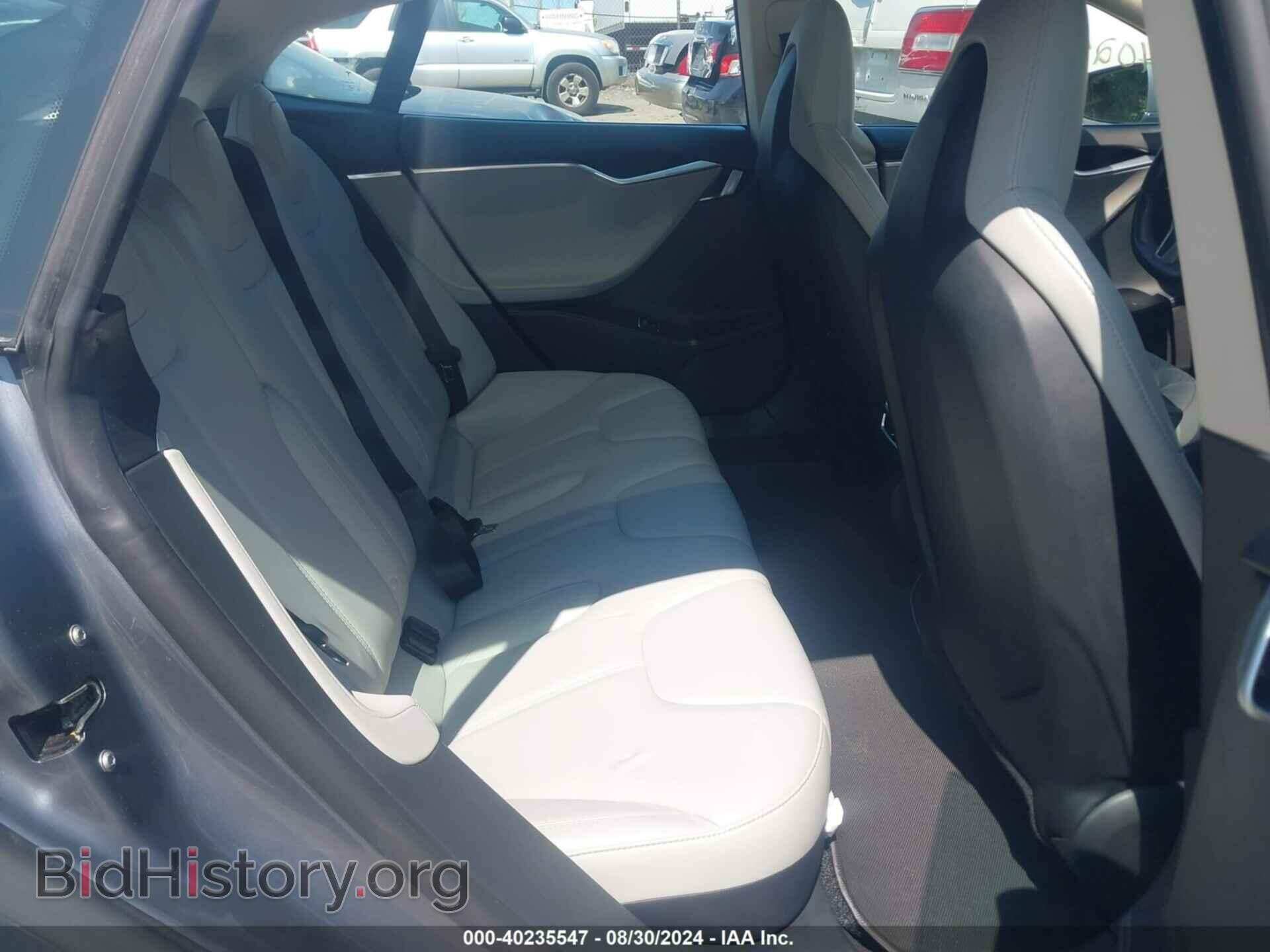 2014 TESLA MODEL S - VIN: 5YJSA1H1XEFP36848 - Фото 8