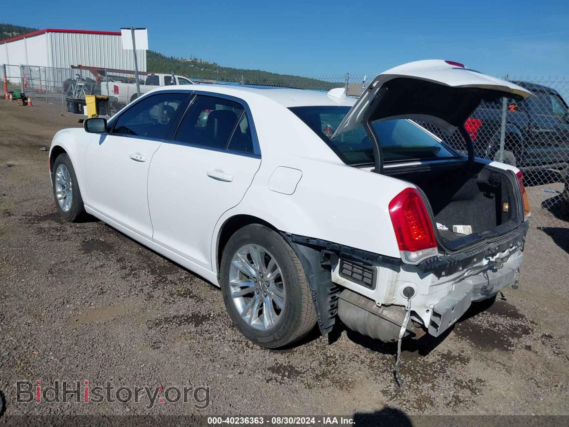 2015 CHRYSLER 300 - VIN: 2C3CCAAG9FH931997 - Фото 3