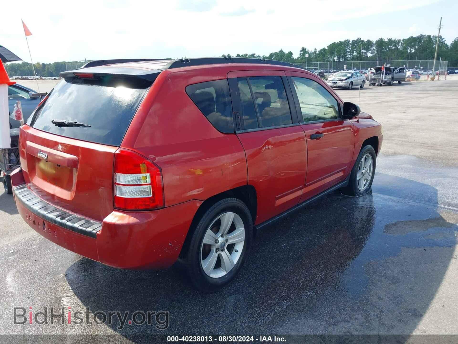 2008 JEEP COMPASS - VIN: 1J8FT47W58D664035 - Фото 4