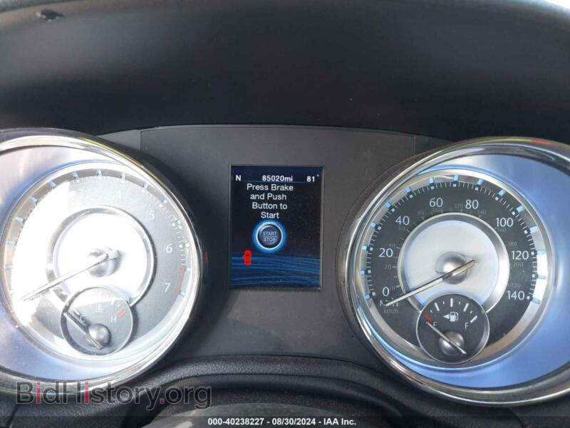 2012 Chrysler 300 (VIN 2C3CCAHG3CH313690) — photo 15 of 16