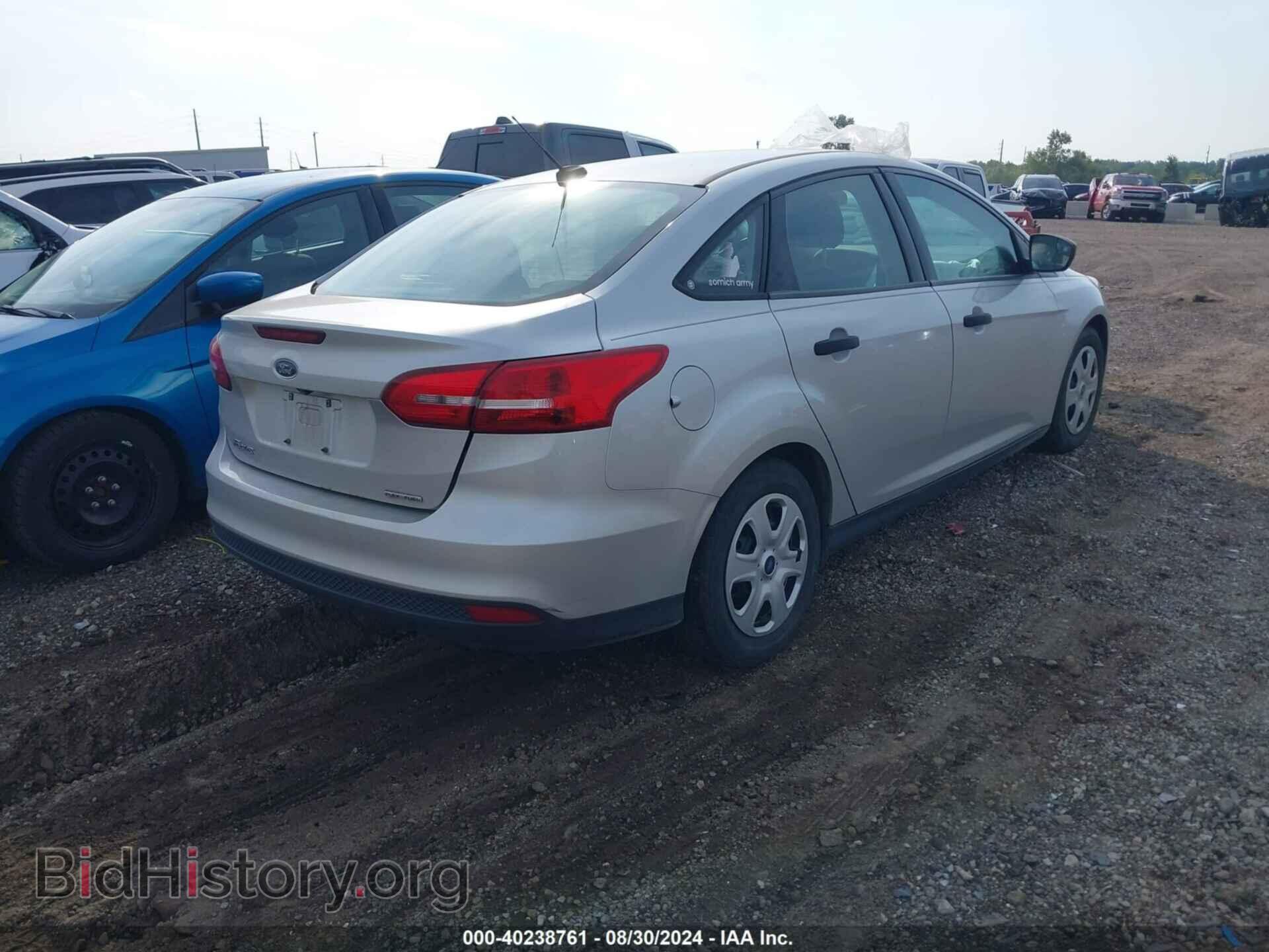 2016 FORD FOCUS - VIN: 1FADP3E2XGL386160 - Фото 4