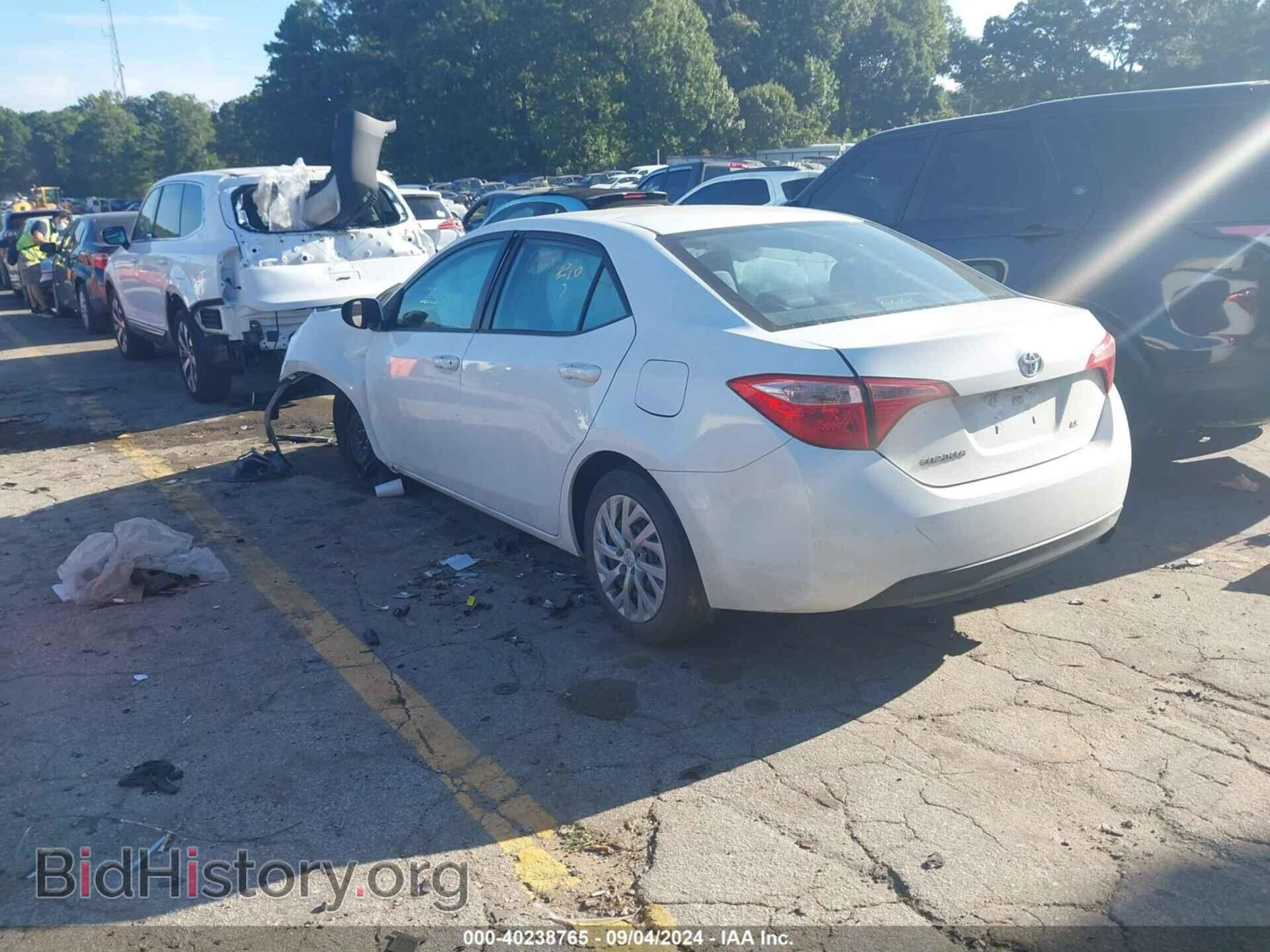 2017 TOYOTA COROLLA - VIN: 5YFBURHE4HP643857 - Фото 3
