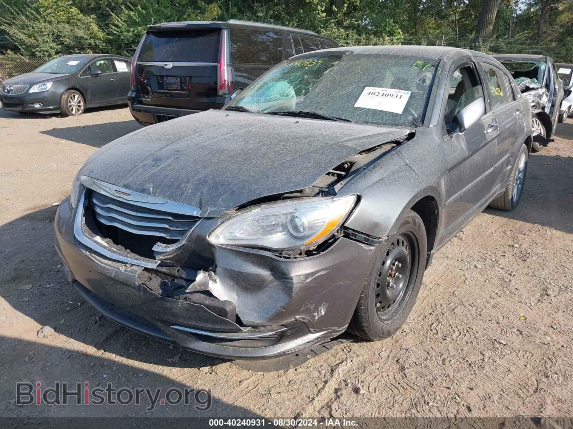 2013 CHRYSLER 200 - VIN: 1C3CCBAB3DN635436 - Фото 6