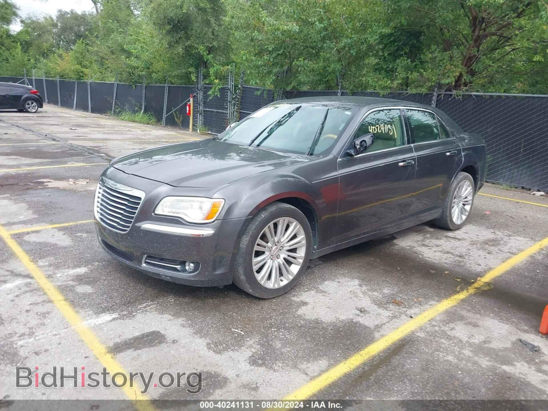 2013 CHRYSLER 300C - VIN: 2C3CCAEG3DH728045 - Фото 2