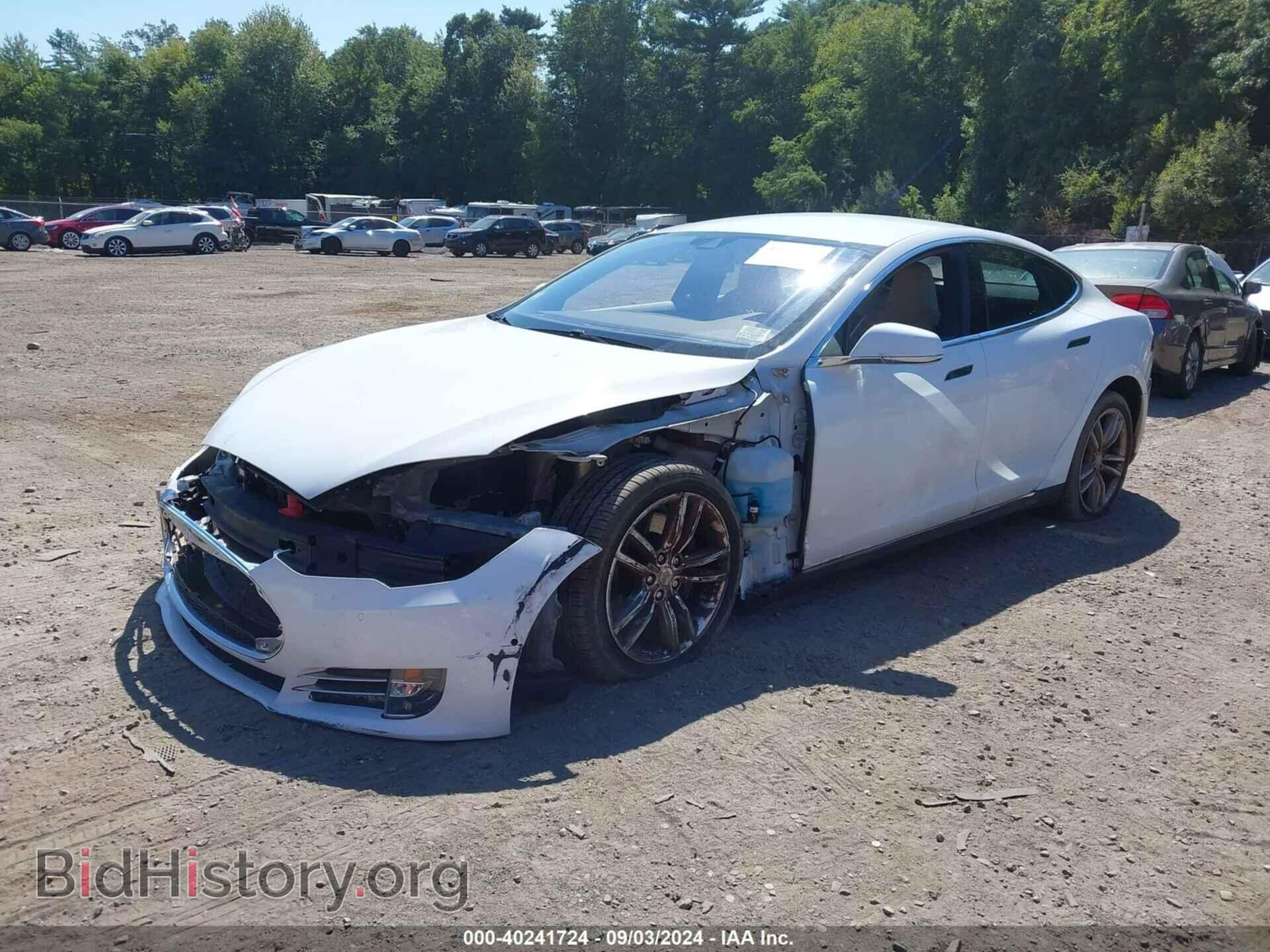 2015 TESLA MODEL S - VIN: 5YJSA1H12FF095518 - Фото 2