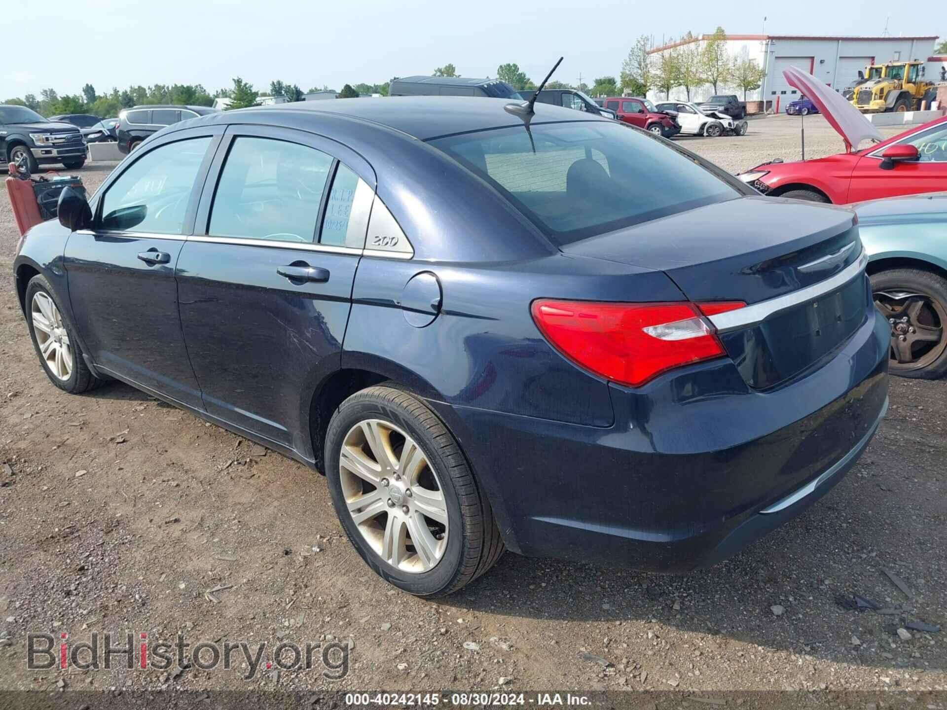 2012 CHRYSLER 200 - VIN: 1C3CCBBBXCN107440 - Фото 3