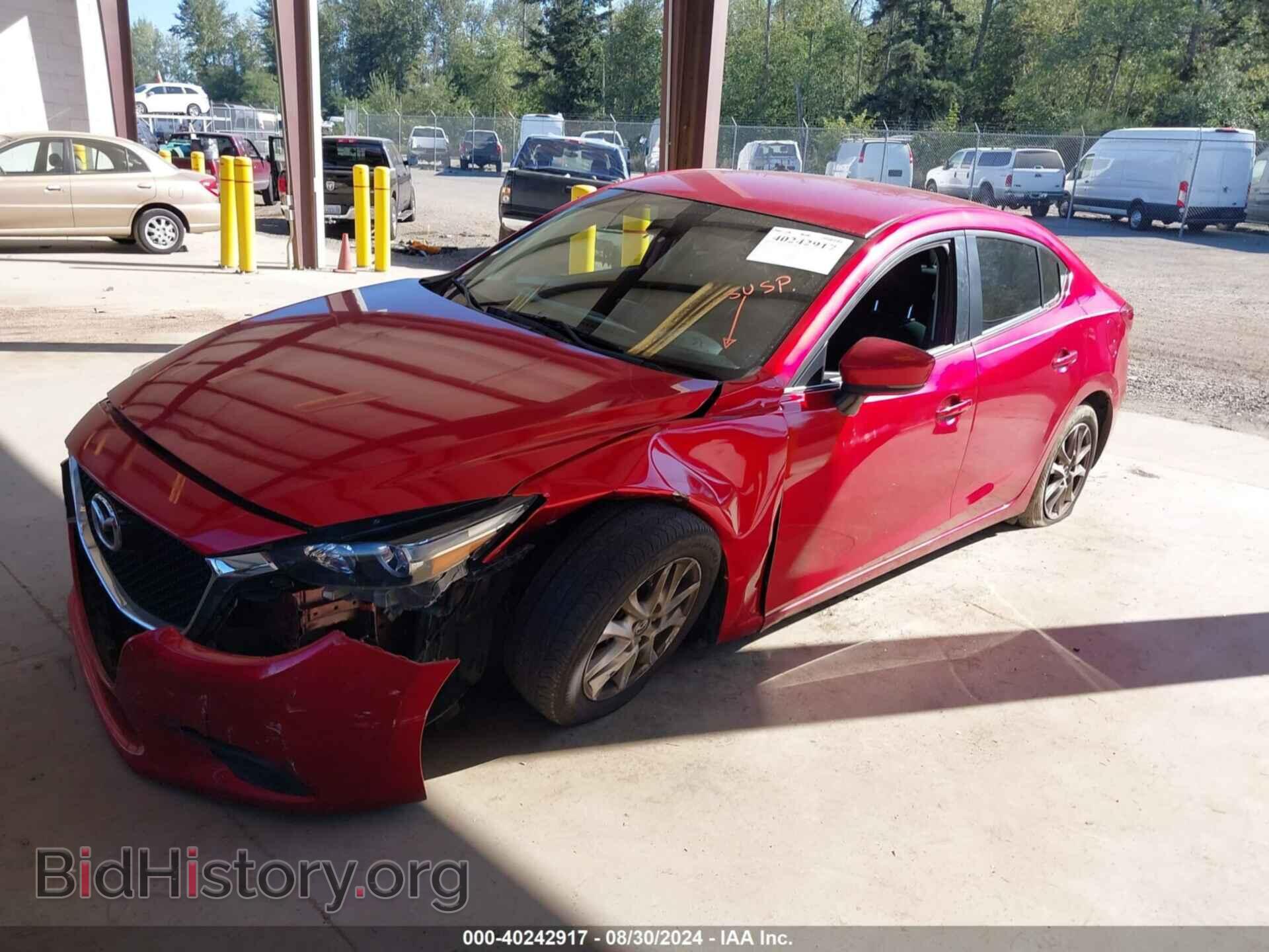 2018 MAZDA MAZDA3 - VIN: 3MZBN1U75JM161429 - Фото 2