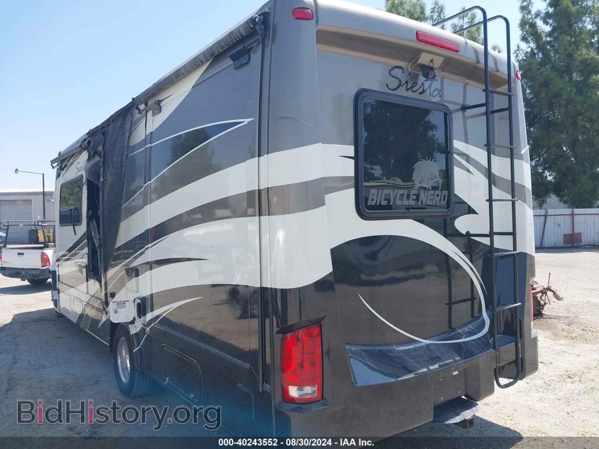 2012 FORD E-450 CUTAWAY - VIN: 1FDXE4FS2CDA47961 - Фото 3