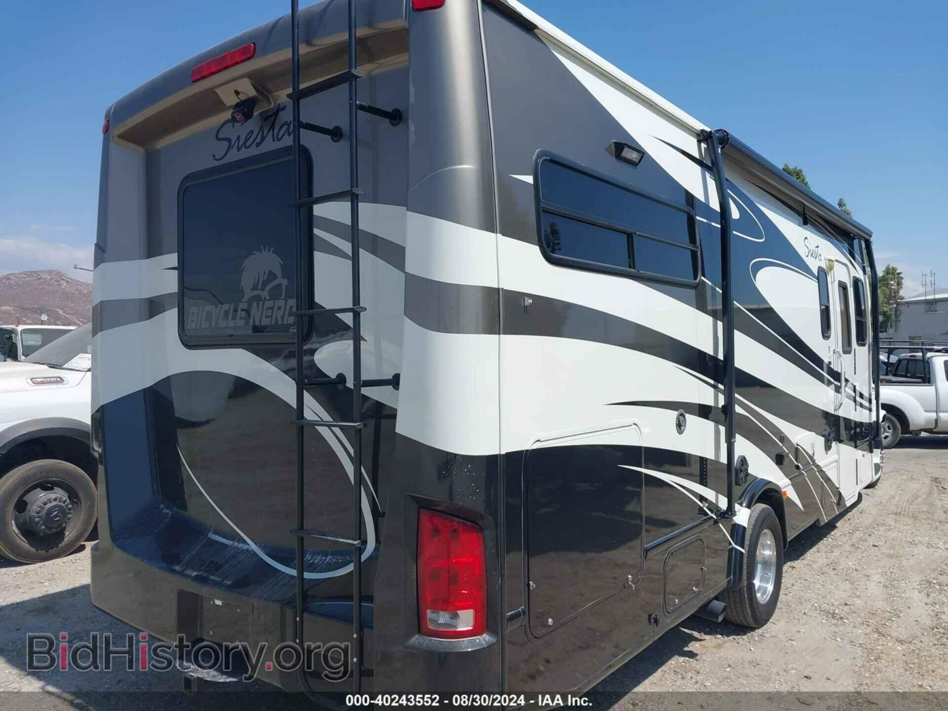 2012 FORD E-450 CUTAWAY - VIN: 1FDXE4FS2CDA47961 - Фото 4