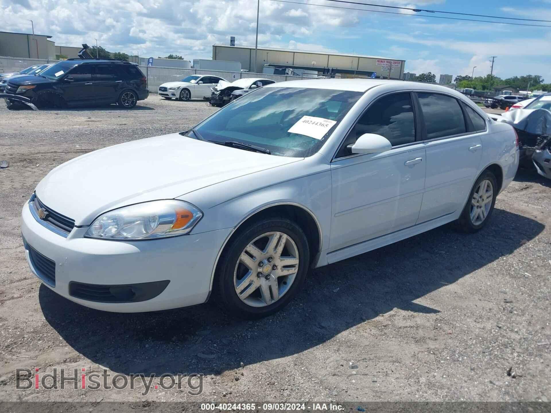 2011 CHEVROLET IMPALA - VIN: 2G1WB5EK2B1227251 - Фото 2