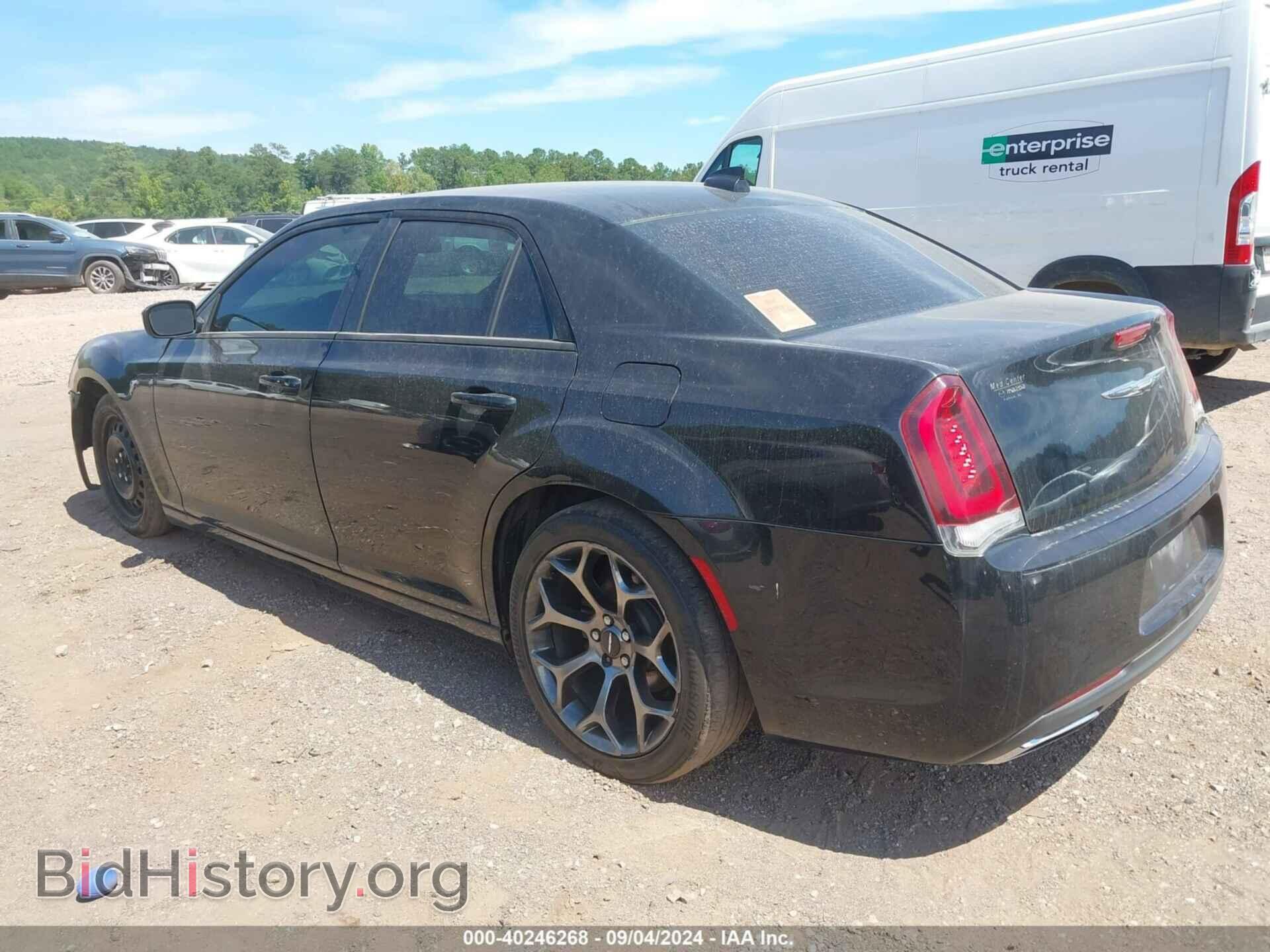 2015 CHRYSLER 300 - VIN: 2C3CCABG1FH807740 - Фото 3