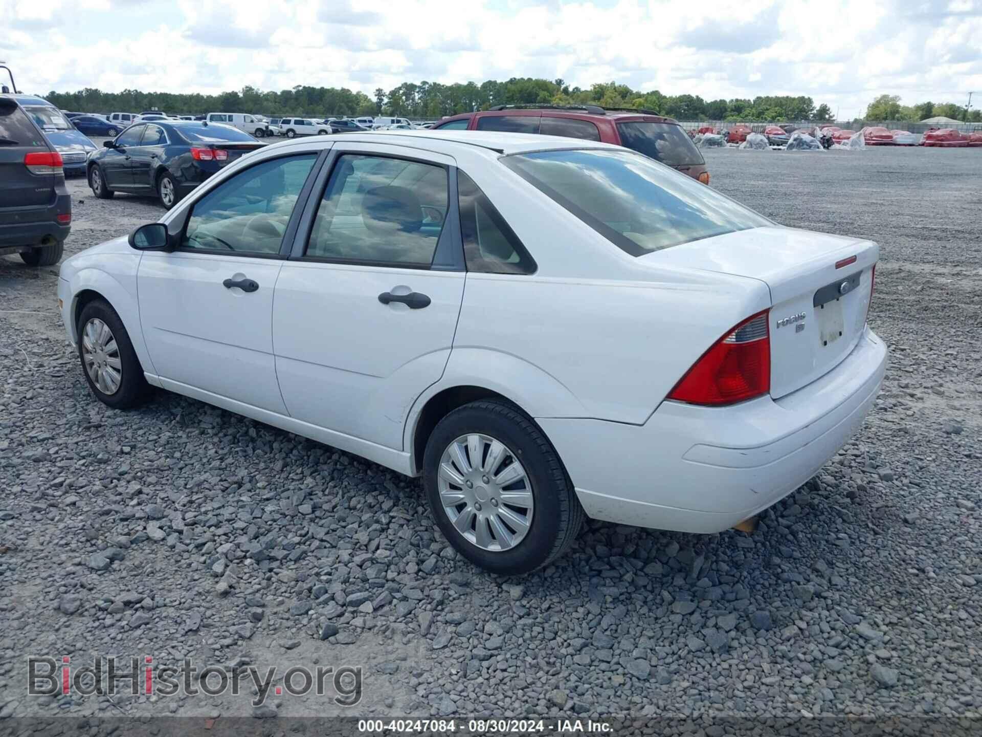 2007 FORD FOCUS - VIN: 1FAFP34N27W261012 - Фото 3