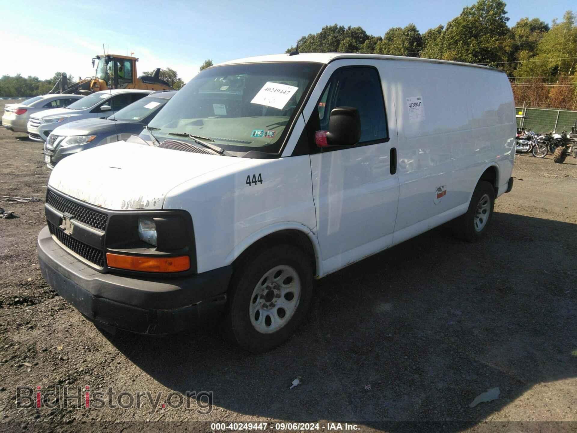 2014 CHEVROLET EXPRESS 1500 - VIN: 1GCSGAFX4E1110288 - Фото 2