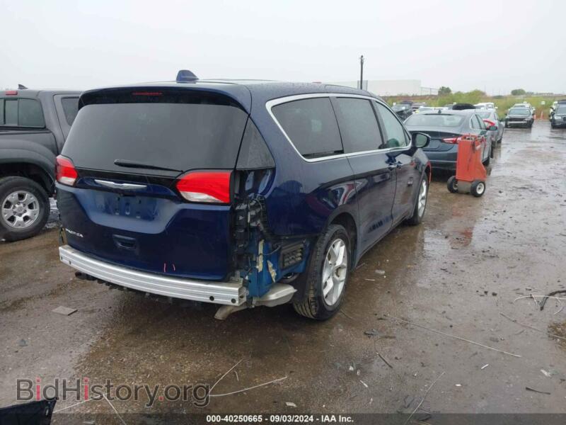 2018 Chrysler PACIFICA (VIN 2C4RC1FGXJR111512) — фото 4 из 17