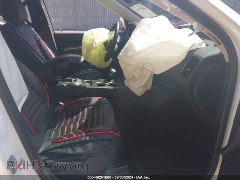 2018 Dodge DURANGO (VIN 1C4RDJAG2JC463111) — photo 5 of 16