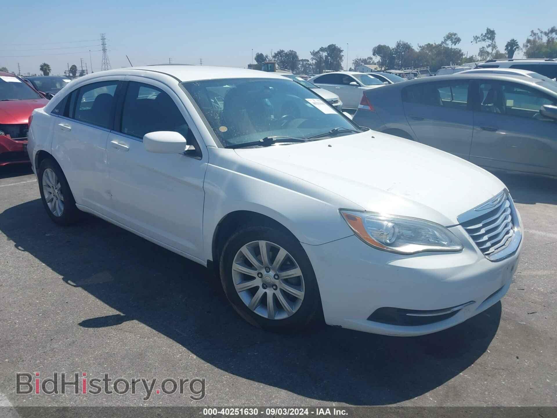 Фотография 1C3CCBBG4EN107061 - CHRYSLER 200 2014