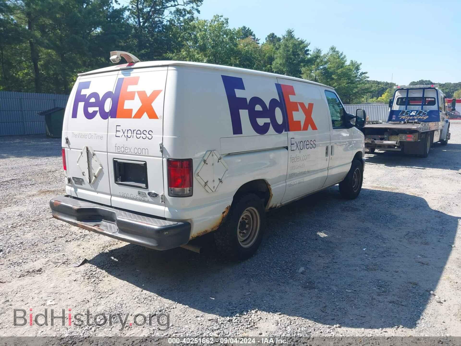 2010 FORD E-150 - VIN: 1FTNE1EW5ADA91786 - Фото 4