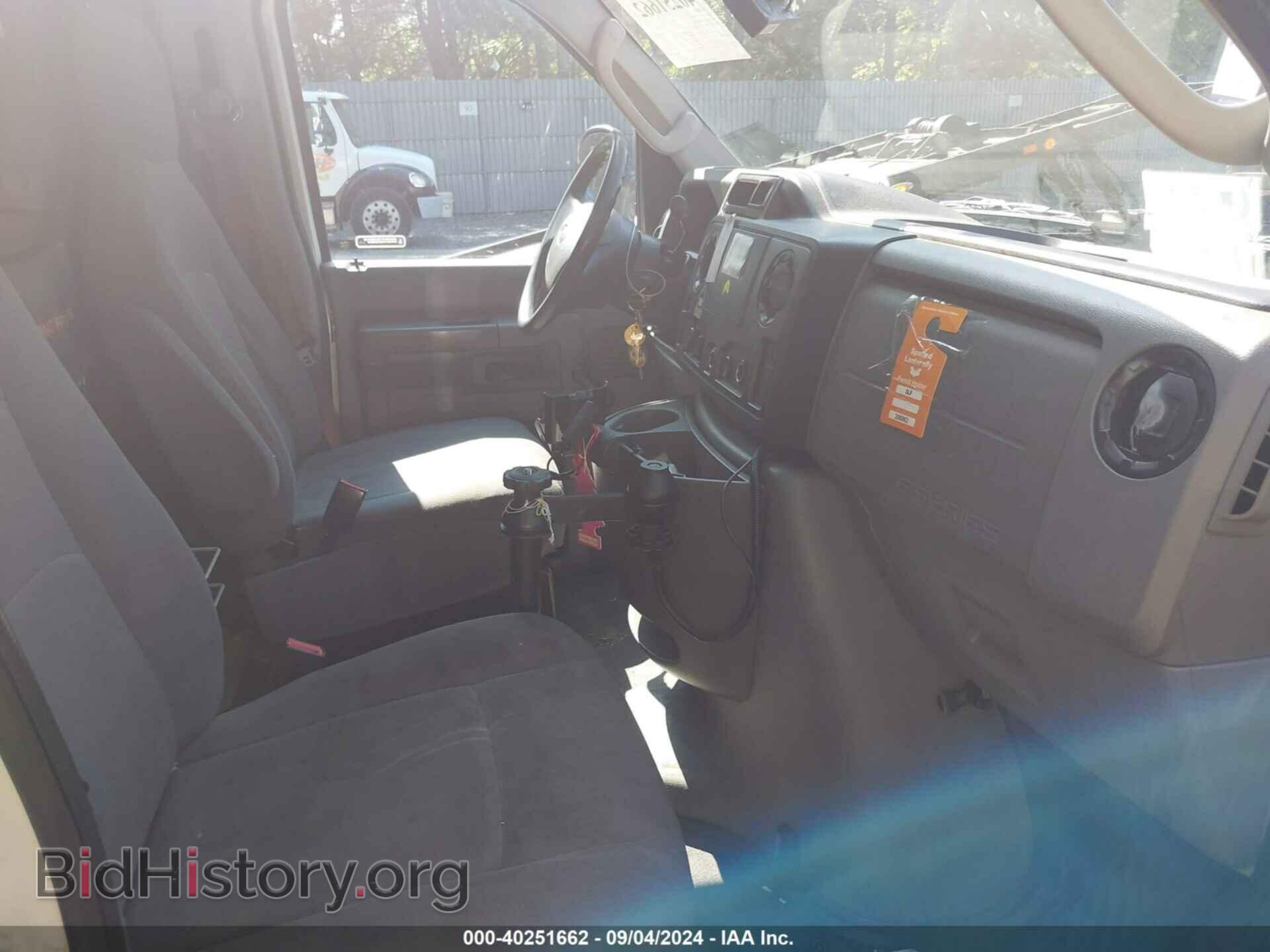 2010 FORD E-150 - VIN: 1FTNE1EW5ADA91786 - Фото 5