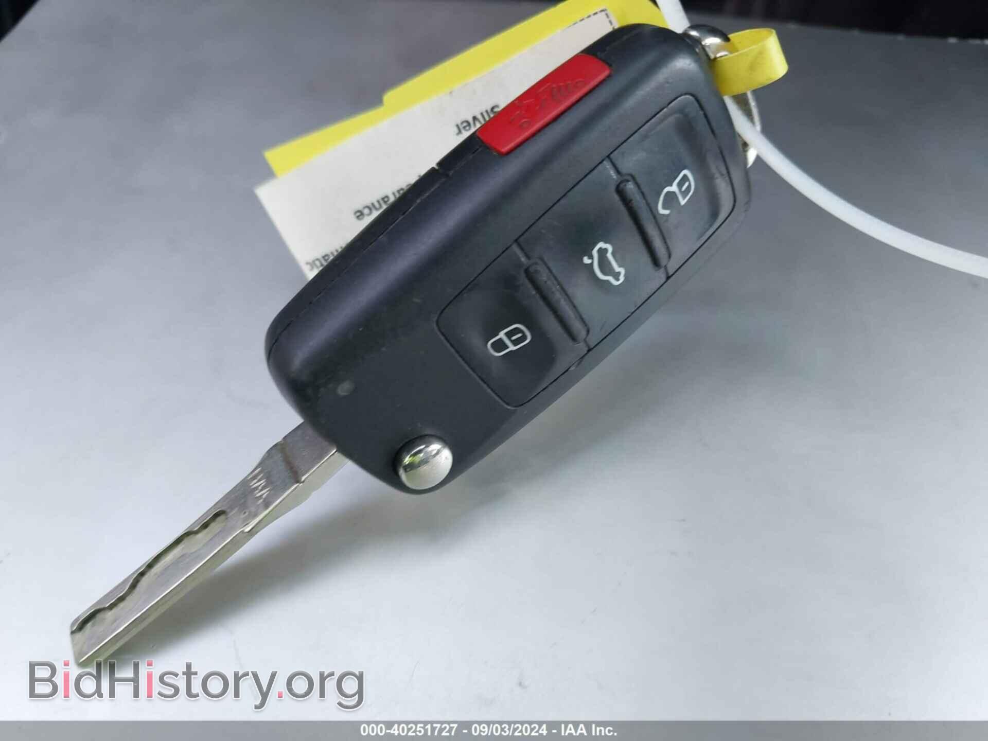 2012 VOLKSWAGEN PASSAT - VIN: 1VWAP7A30CC014322 - Фото 11