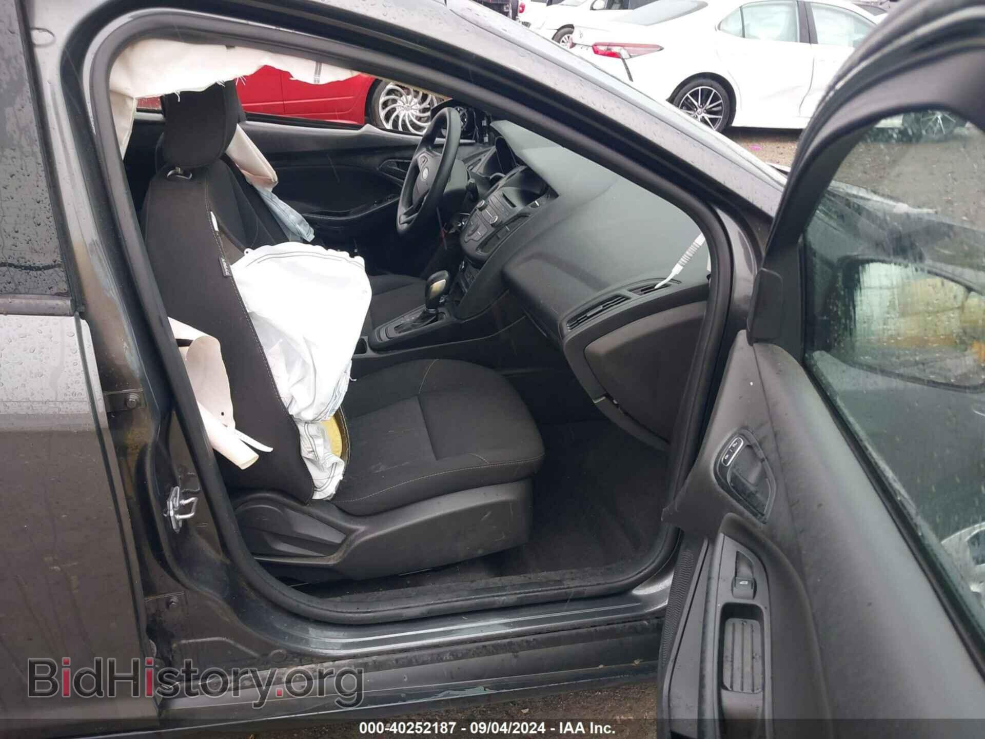 2017 FORD FOCUS - VIN: 1FADP3E2XHL322640 - Фото 5