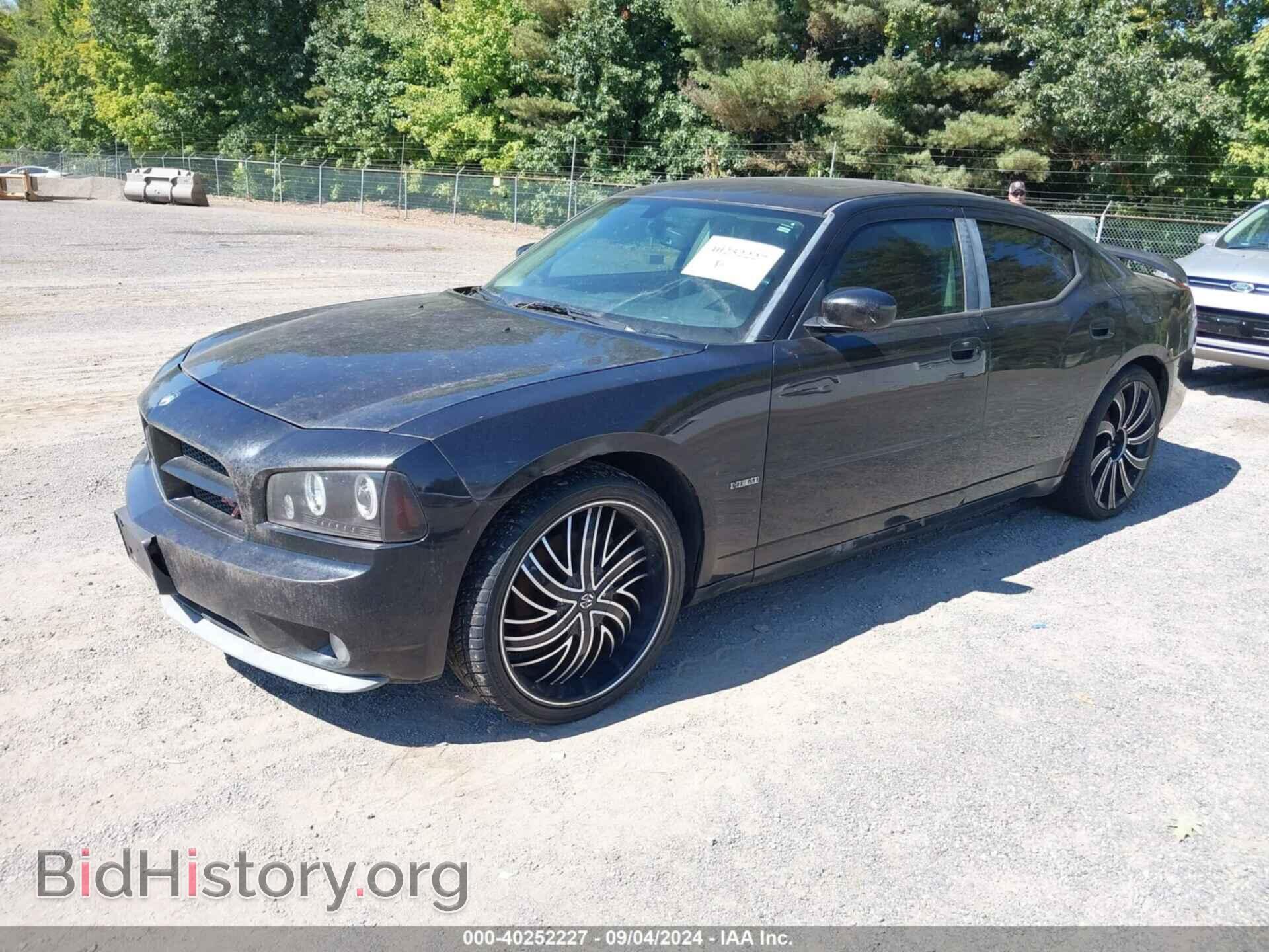 2010 DODGE CHARGER - VIN: 2B3CA5CT3AH145822 - Фото 2