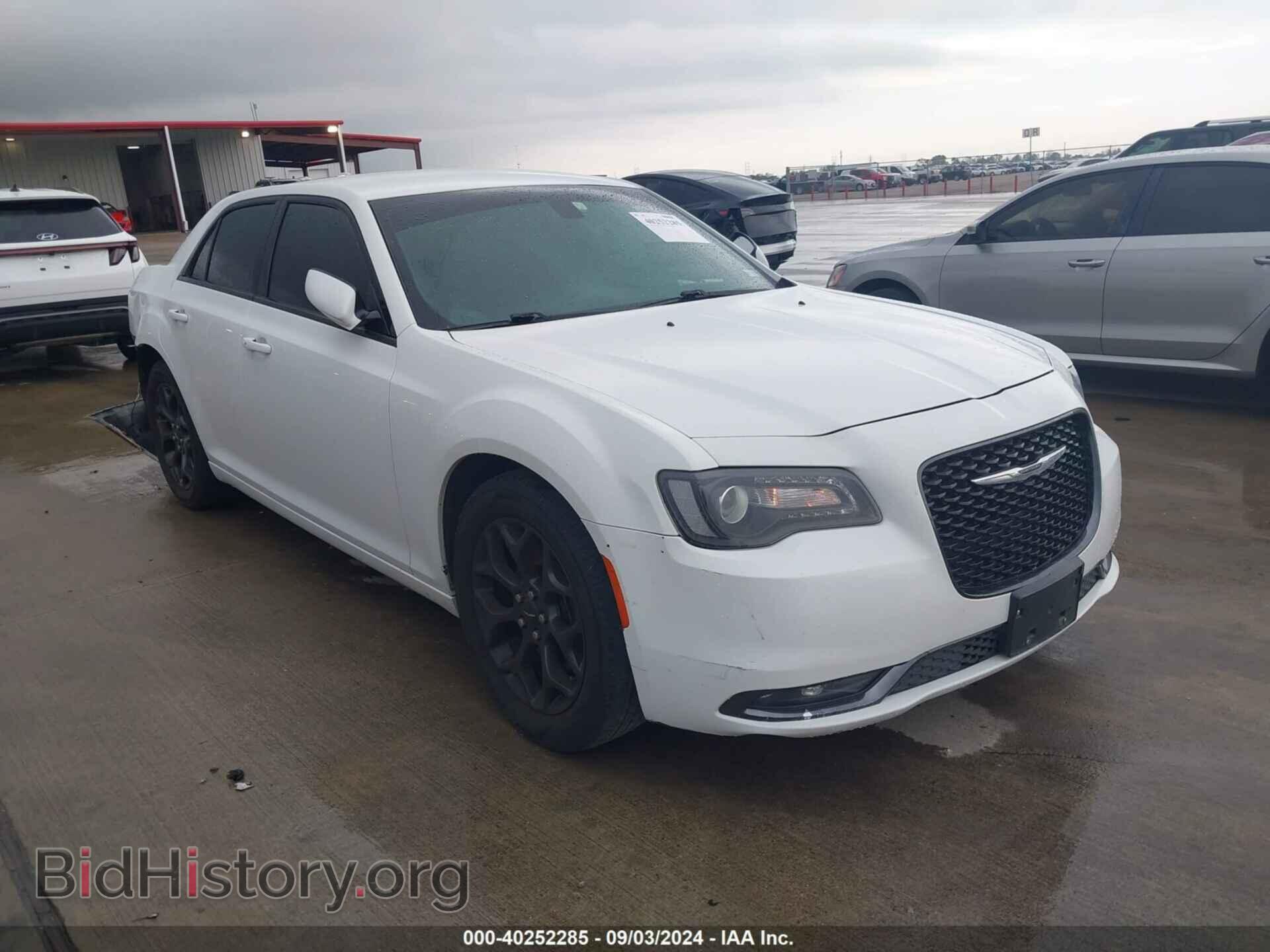 Фотография 2C3CCAGG5KH569801 - CHRYSLER 300 2019