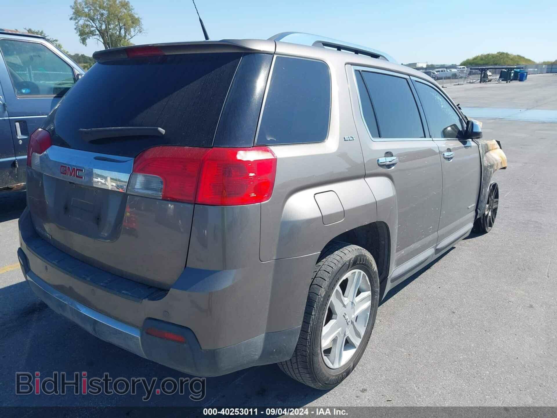 2011 GMC TERRAIN - VIN: 2CTALWEC8B6227839 - Фото 4