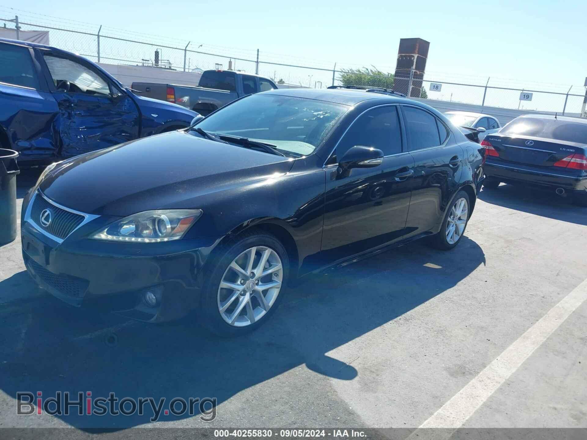 2011 LEXUS IS 350 - VIN: JTHCE5C26B5001795 - Фото 2