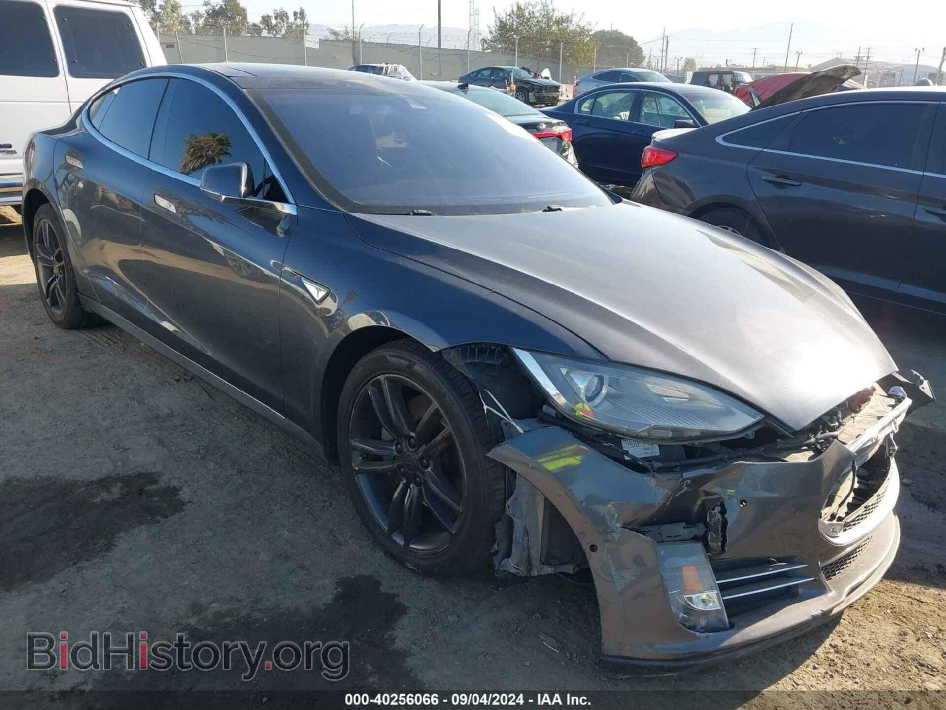 Фотография 5YJSA1H19EFP61630 - TESLA MODEL S 2014