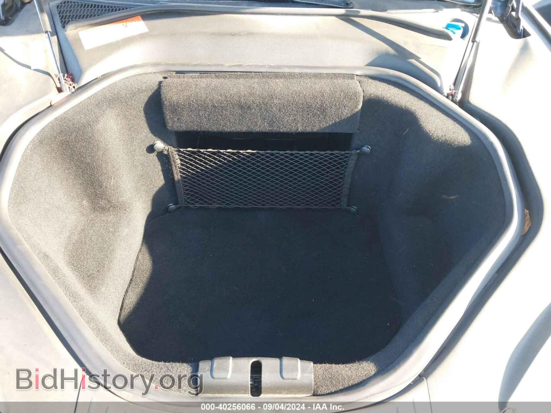 2014 TESLA MODEL S - VIN: 5YJSA1H19EFP61630 - Фото 10