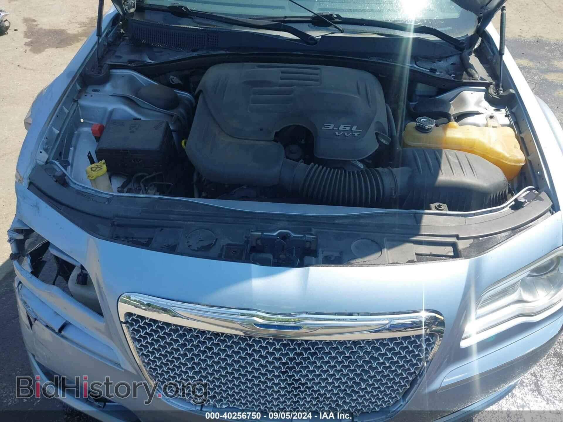 2012 CHRYSLER 300 - VIN: 2C3CCAAG9CH153454 - Фото 10