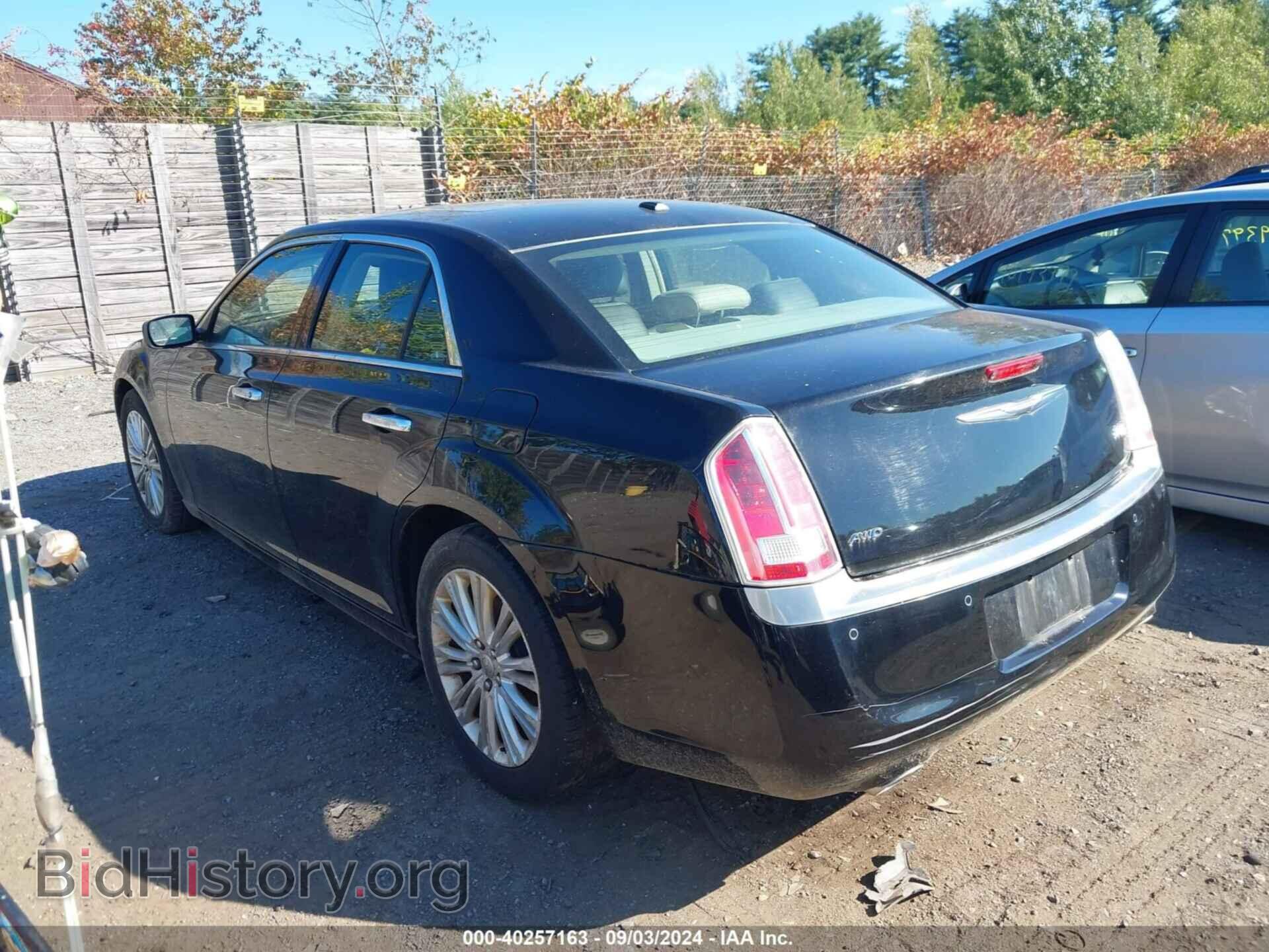 2012 CHRYSLER 300C - VIN: 2C3CCAST1CH261949 - Фото 3