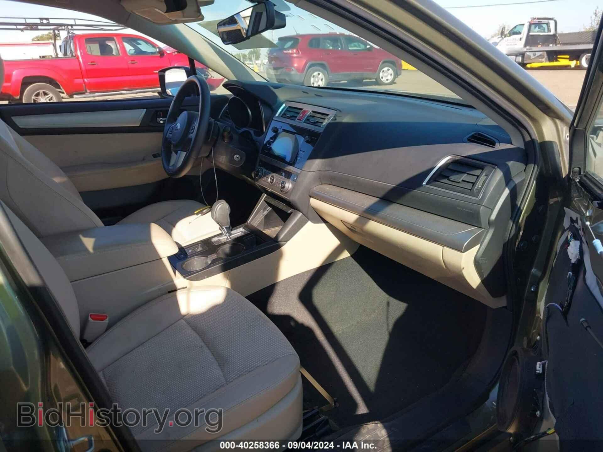 2017 SUBARU OUTBACK - VIN: 4S4BSAFC3H3233788 - Фото 5