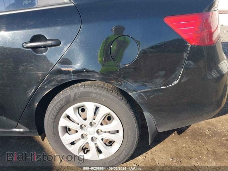 2010 Kia FORTE (VIN KNAFU4A29A5807561) — фото 6 из 12