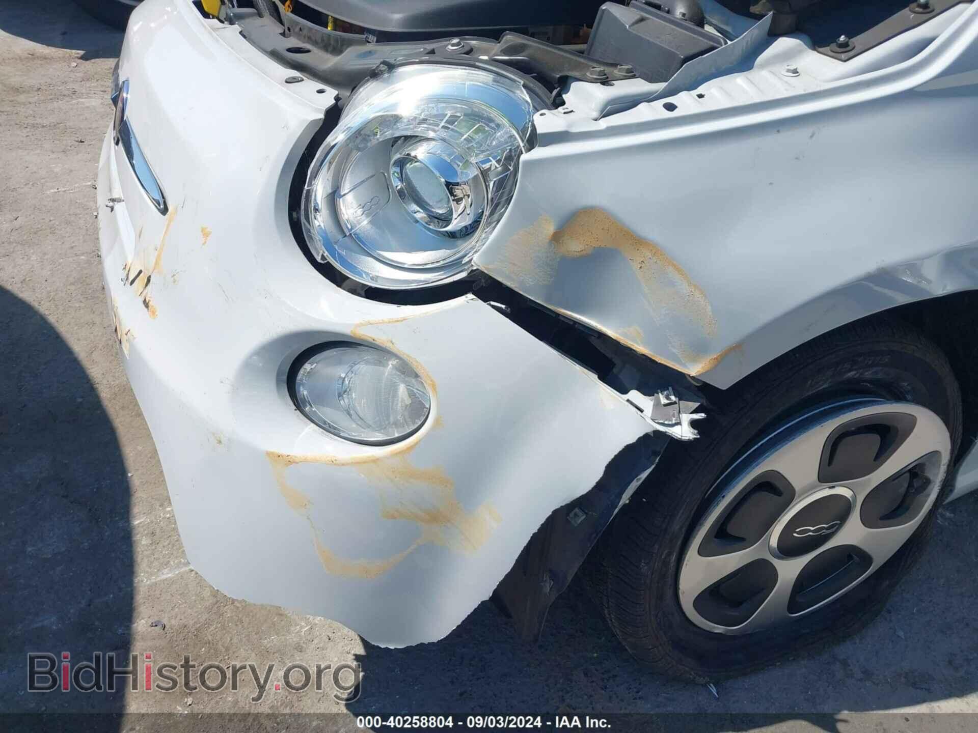 2017 FIAT 500E - VIN: 3C3CFFGEXHT500816 - Photo 6