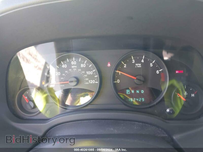 2012 Jeep COMPASS (VIN 1C4NJCEA6CD589901) — photo 7 of 11