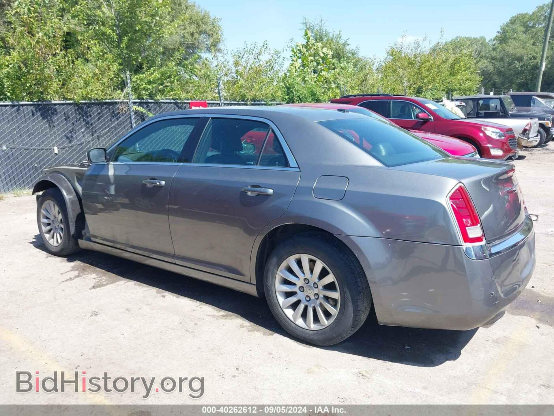 2012 CHRYSLER 300 - VIN: 2C3CCAAG3CH129666 - Photo 13