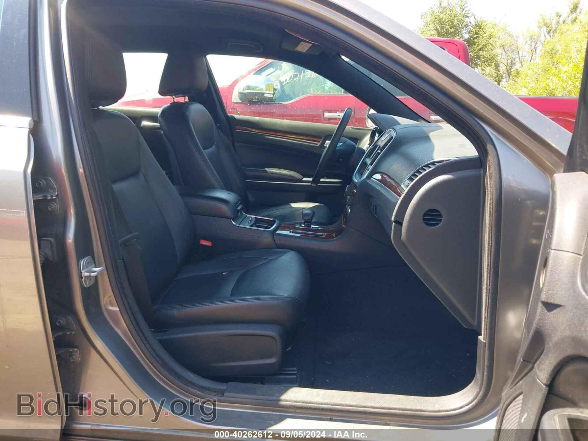 2012 CHRYSLER 300 - VIN: 2C3CCAAG3CH129666 - Photo 5