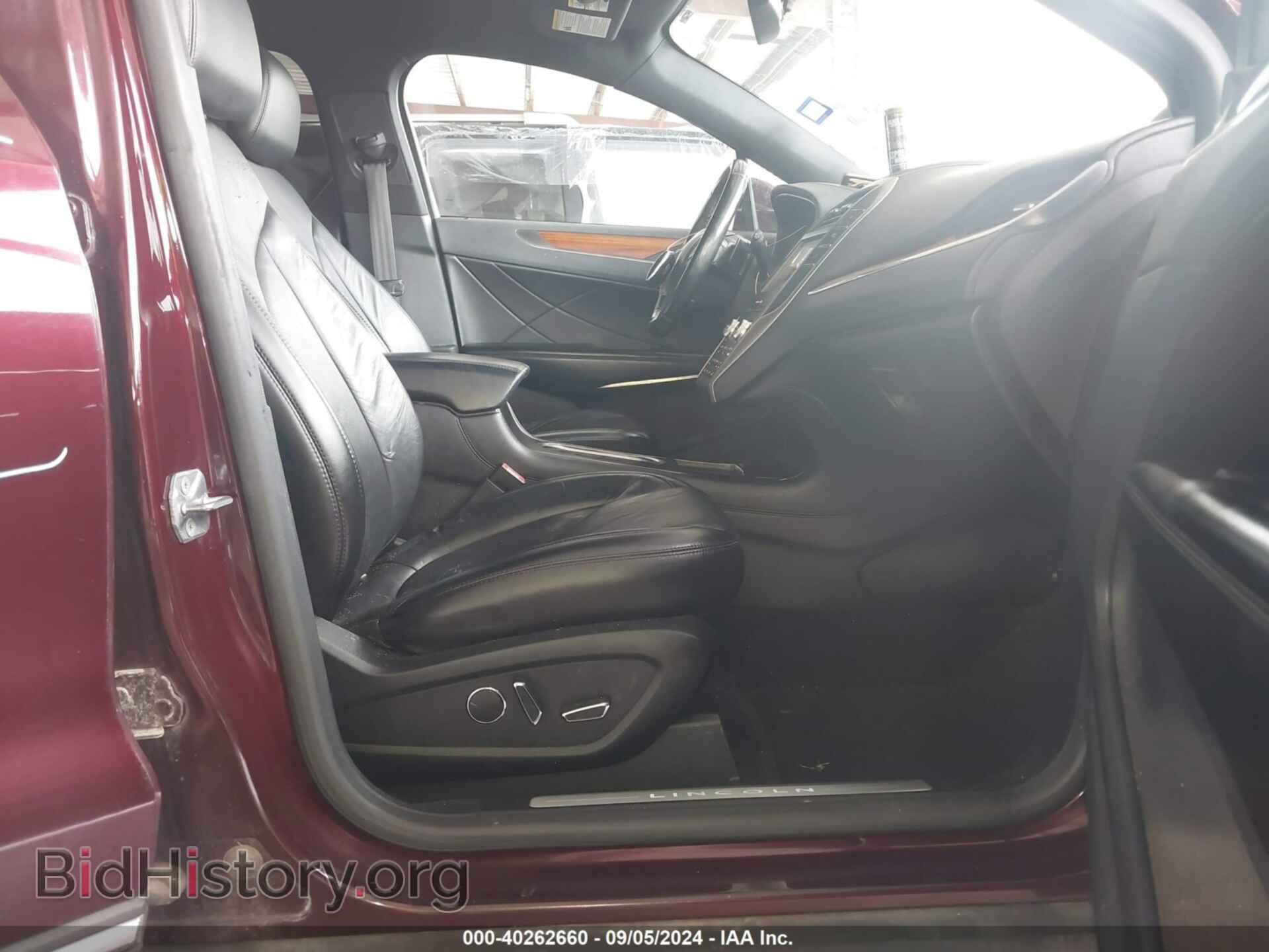 2017 LINCOLN MKC - VIN: 5LMCJ2C95HUL44937 - Photo 5