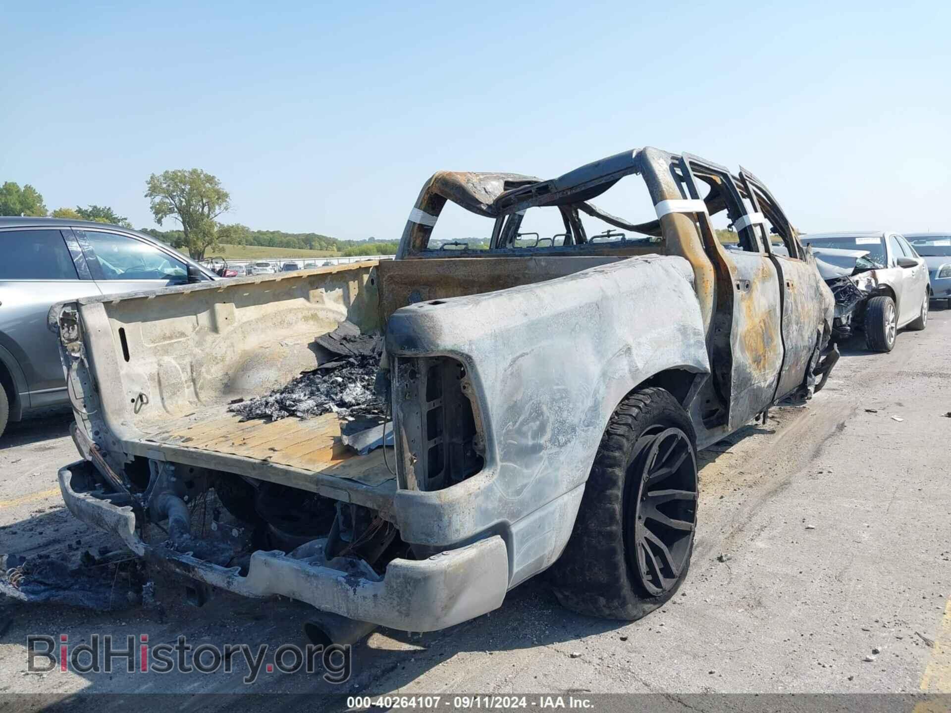 2022 RAM 1500 - VIN: 1C6SRFFT6NN285274 - Фото 4