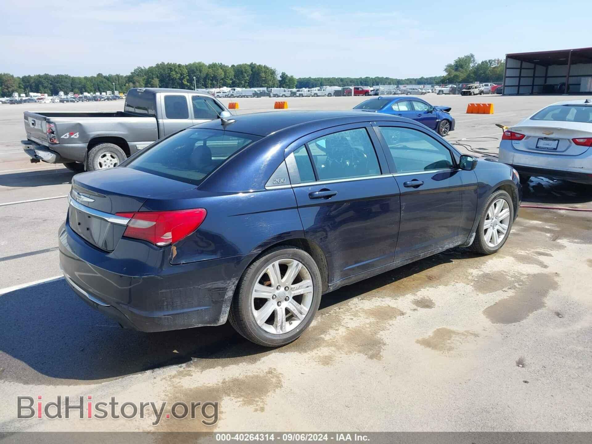 2012 CHRYSLER 200 - VIN: 1C3CCBBB2CN283818 - Фото 4