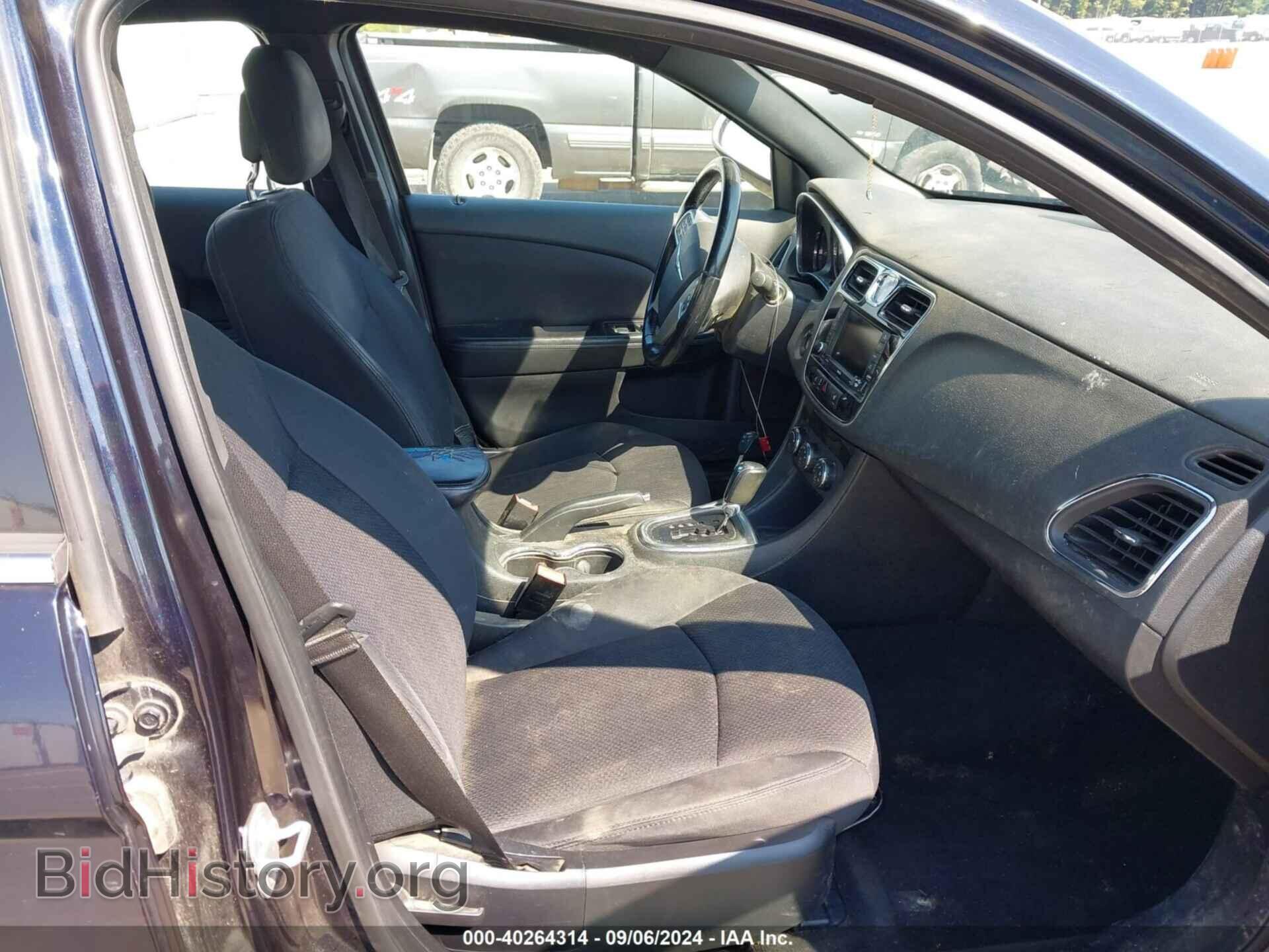 2012 CHRYSLER 200 - VIN: 1C3CCBBB2CN283818 - Фото 5