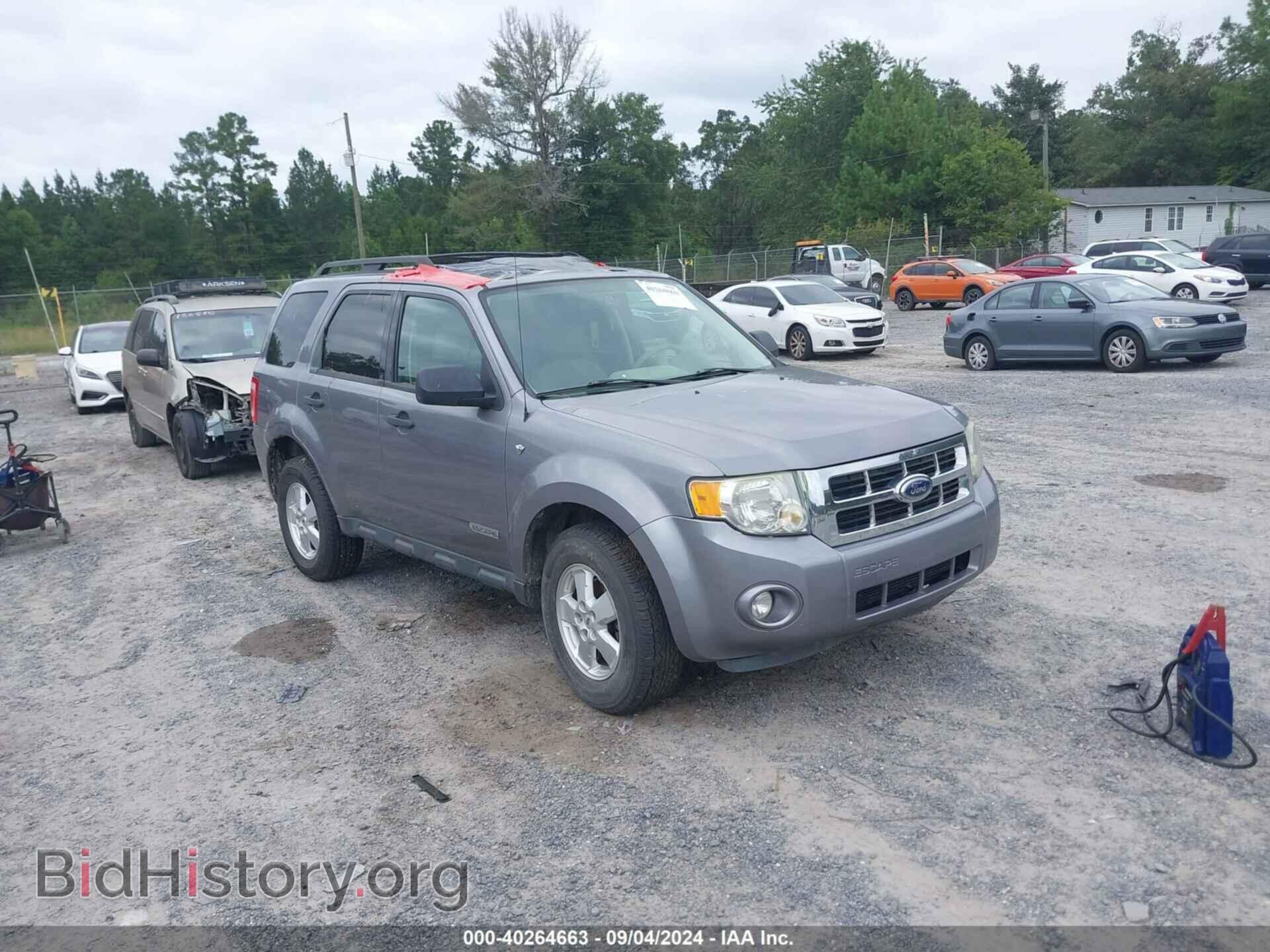 Photo 1FMCU031X8KC32820 - FORD ESCAPE 2008