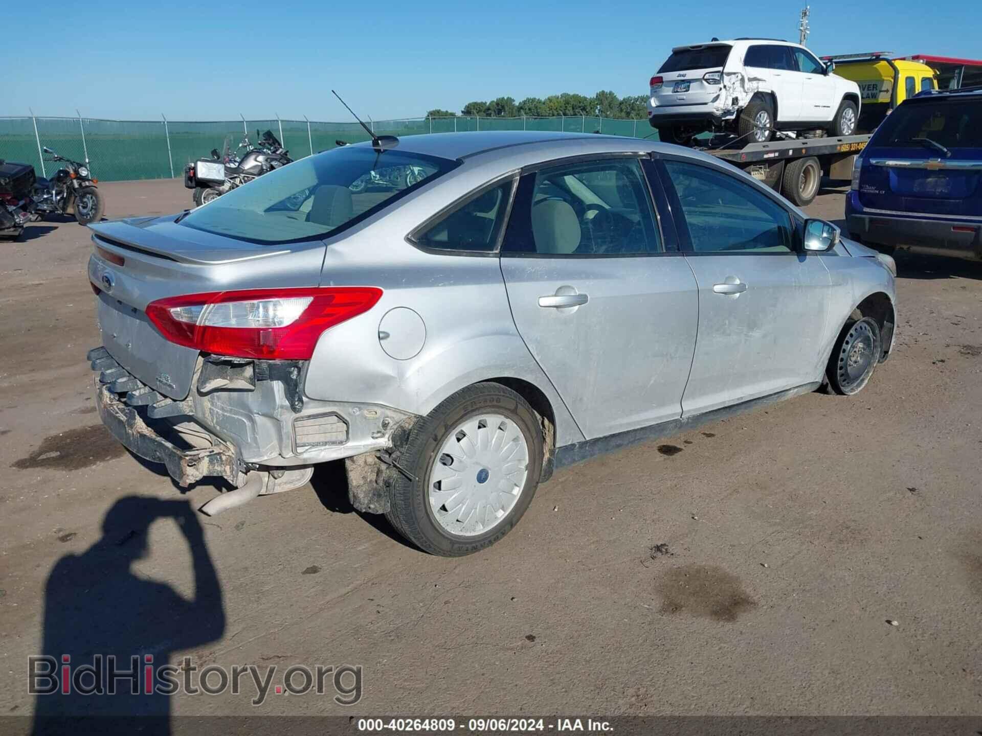 2014 FORD FOCUS - VIN: 1FADP3F28EL393930 - Фото 4