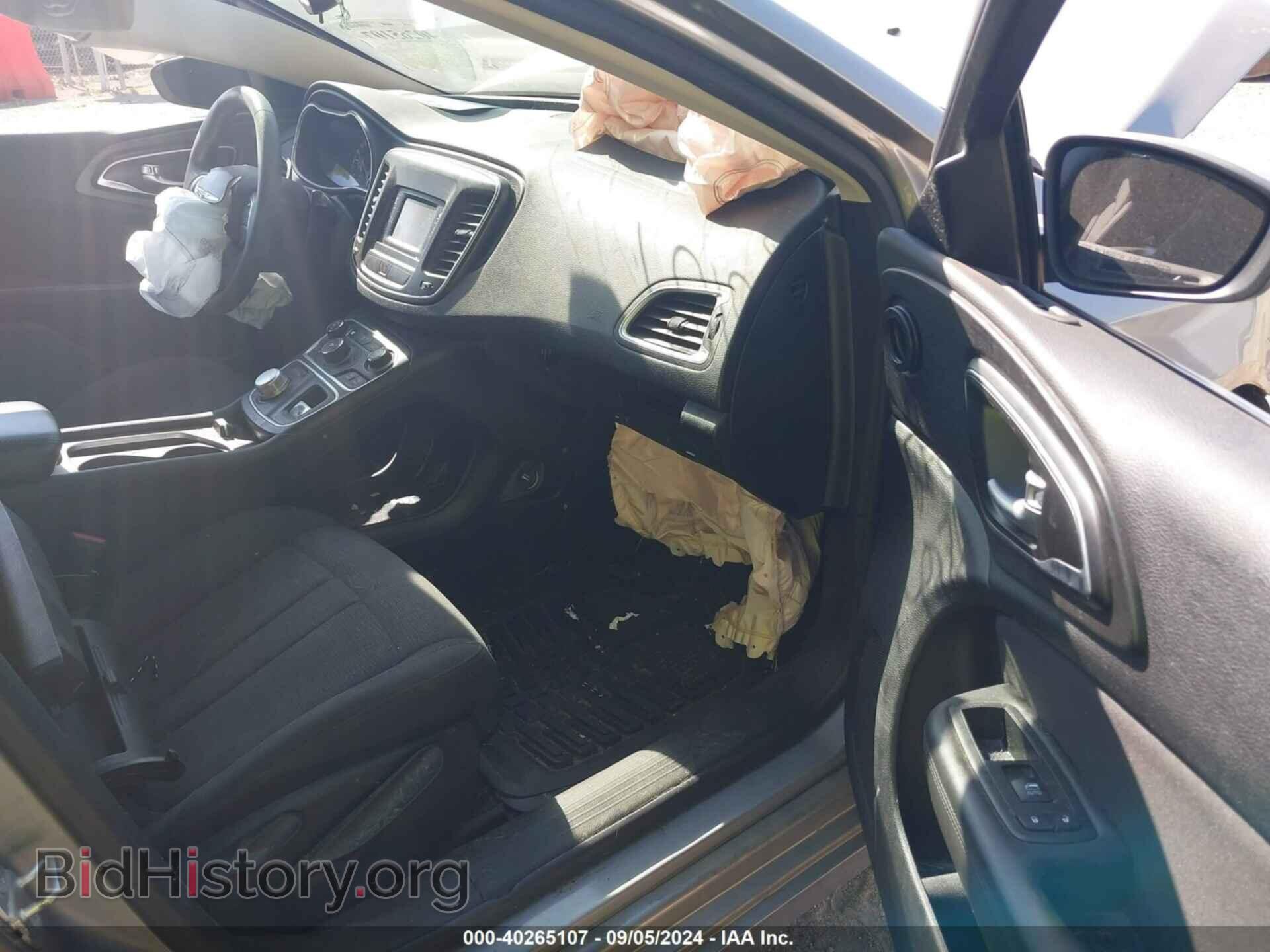 2016 CHRYSLER 200 - VIN: 1C3CCCAB0GN145630 - Фото 5
