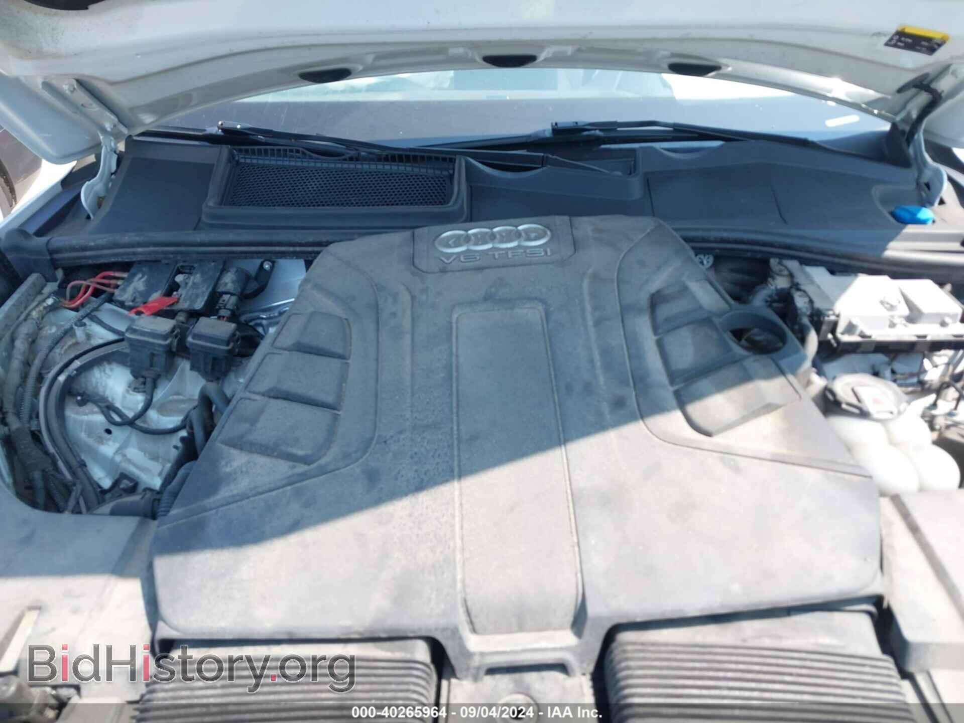 2018 AUDI Q7 - VIN: WA1VAAF70JD001778 - Фото 10