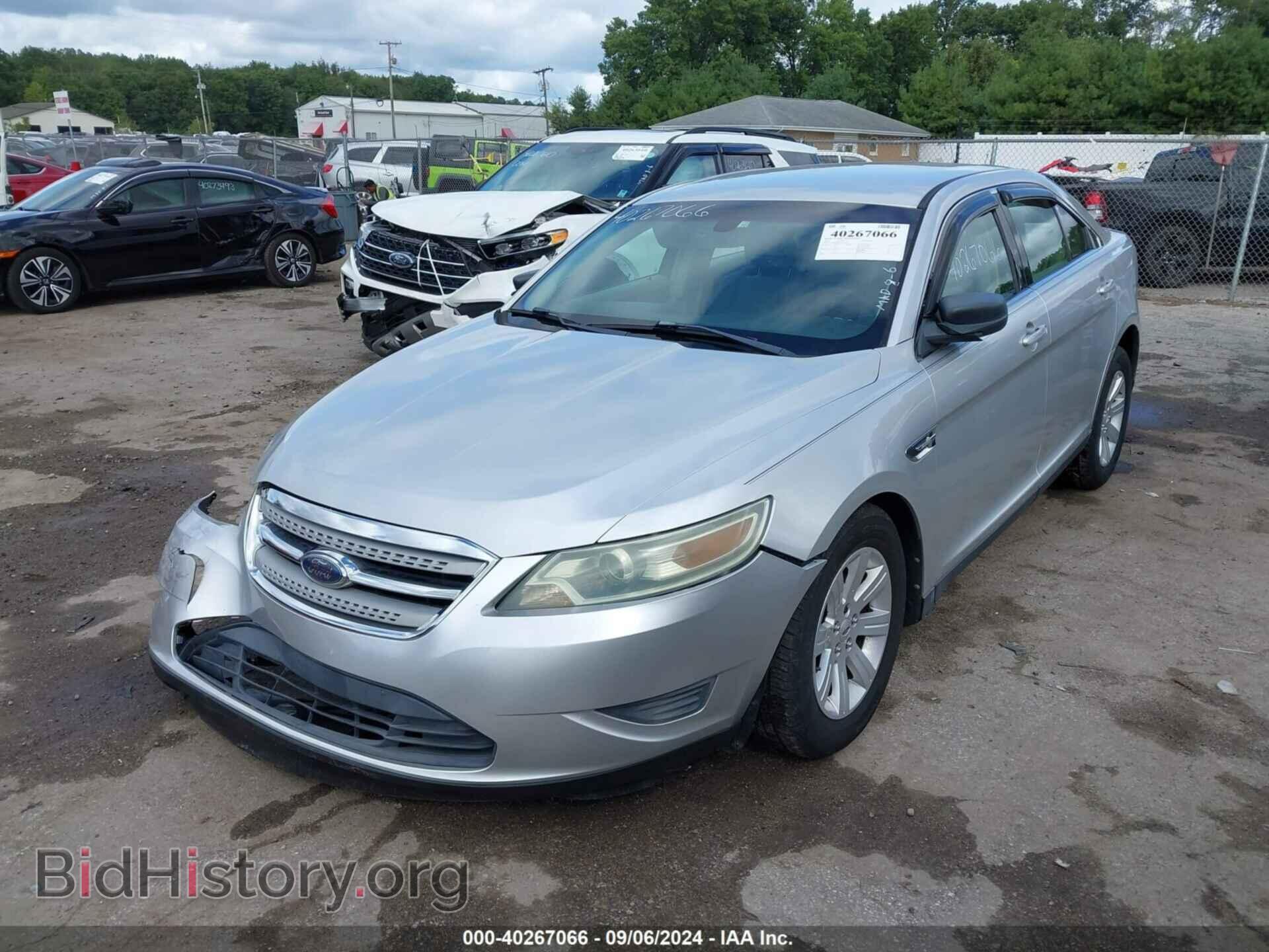 2010 FORD TAURUS - VIN: 1FAHP2DW2AG115187 - Фото 2