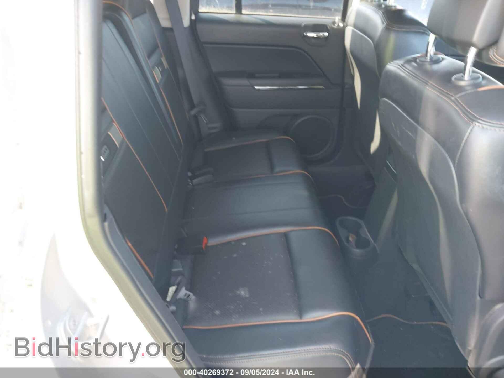 2011 JEEP COMPASS - VIN: 1J4NF5FB5BD201473 - Photo 8