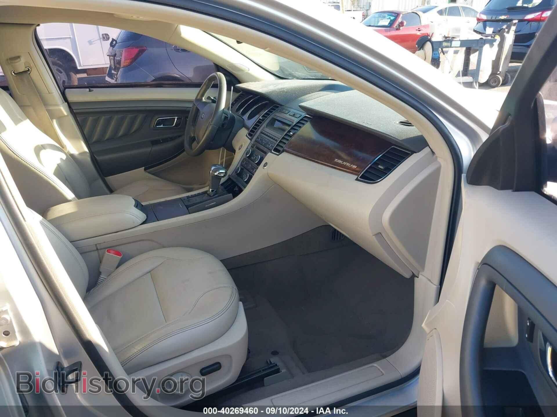 2010 FORD TAURUS - VIN: 1FAHP2EW8AG142019 - Photo 5